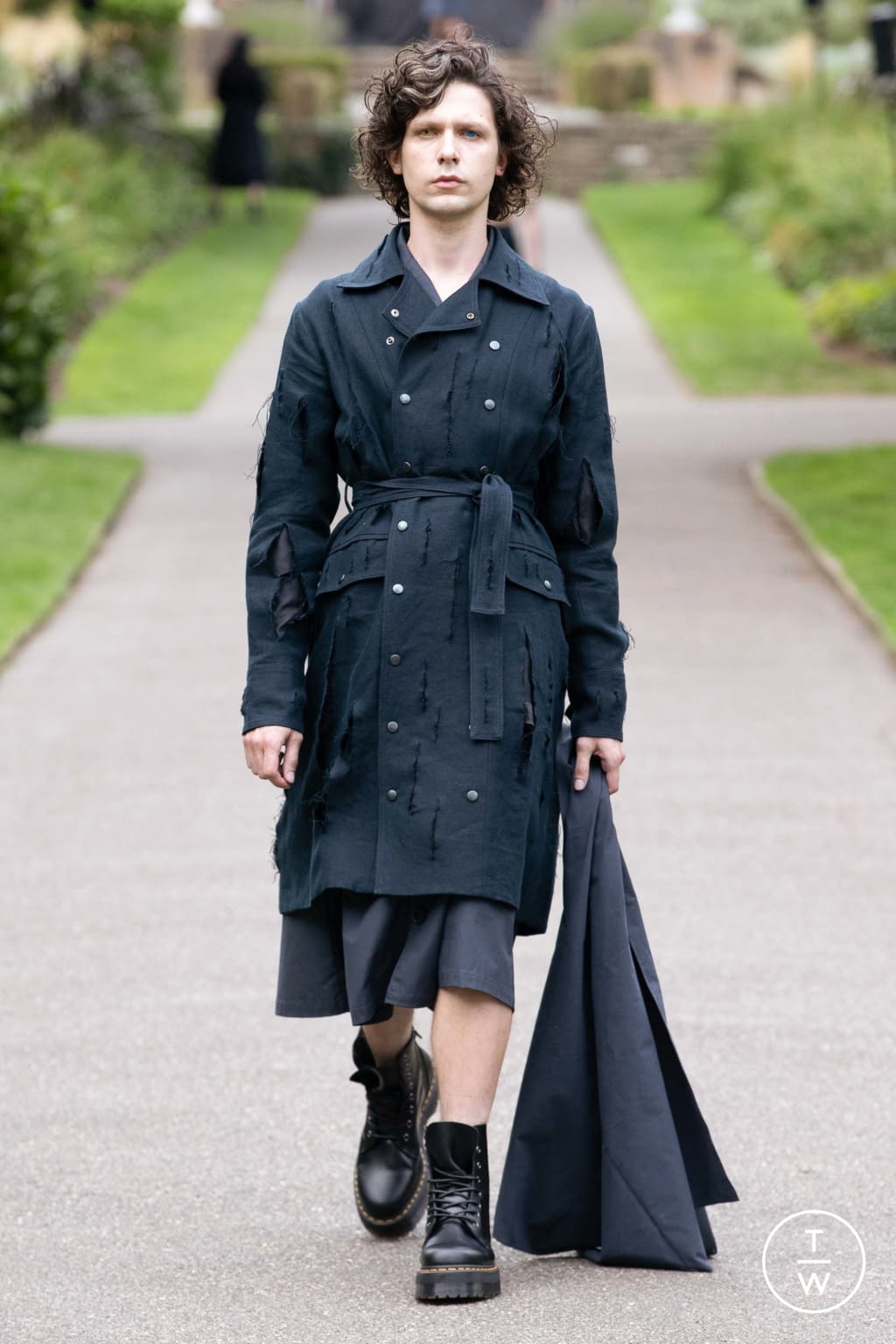 Fashion Week London Spring/Summer 2021 look 5 from the Art School collection womenswear