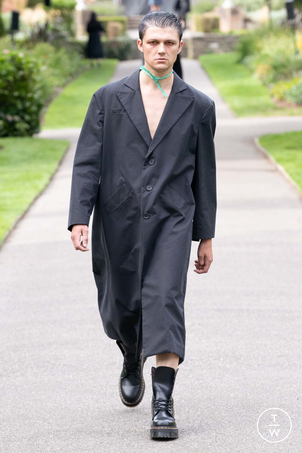 Fashion Week London Spring/Summer 2021 look 35 from the Art School collection womenswear