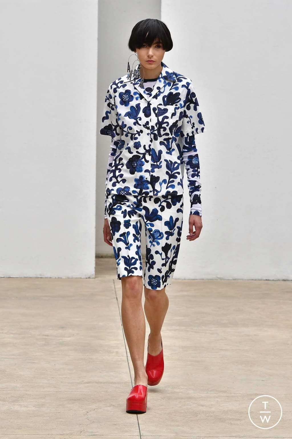 Fashion Week Milan Spring/Summer 2020 look 6 de la collection Arthur Arbesser womenswear