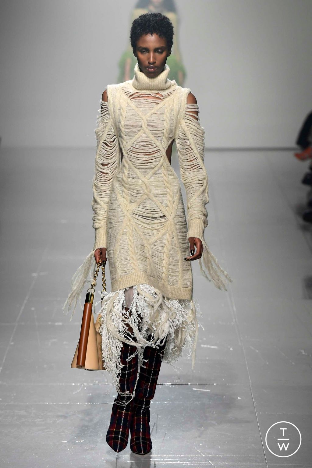 Fashion Week London Fall/Winter 2023 look 11 de la collection Asai womenswear