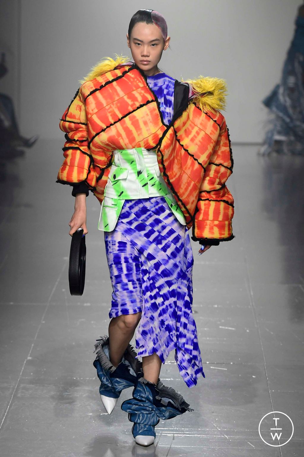 Fashion Week London Fall/Winter 2023 look 18 from the Asai collection womenswear