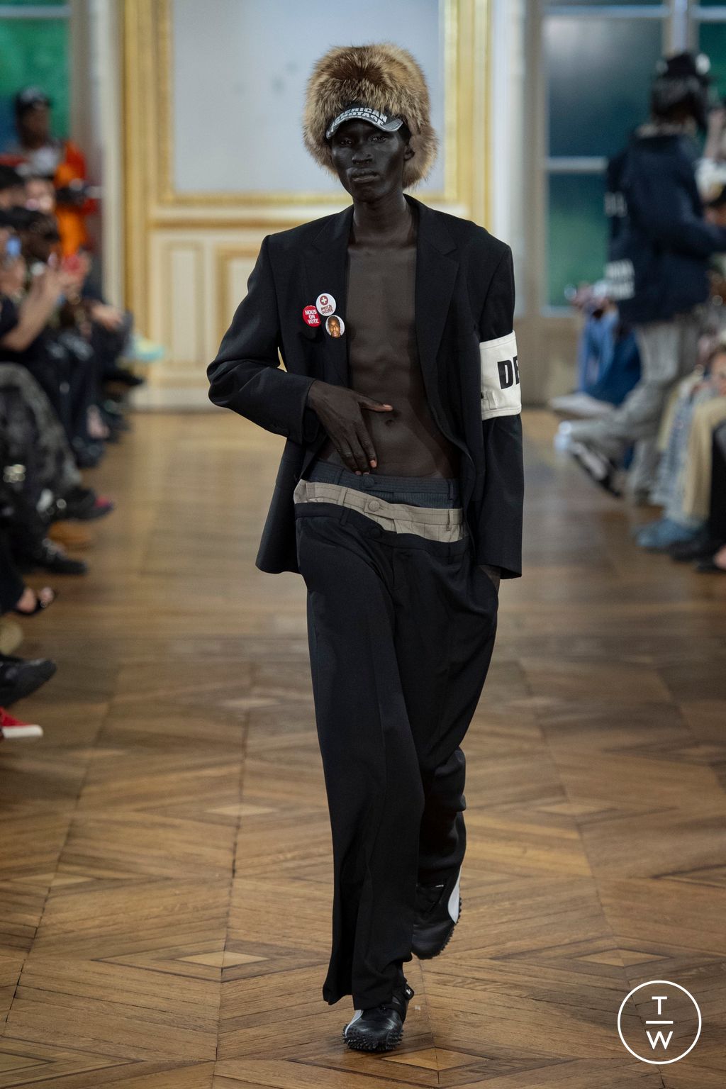 Fashion Week Paris Spring-Summer 2025 look 6 from the AWGE collection menswear