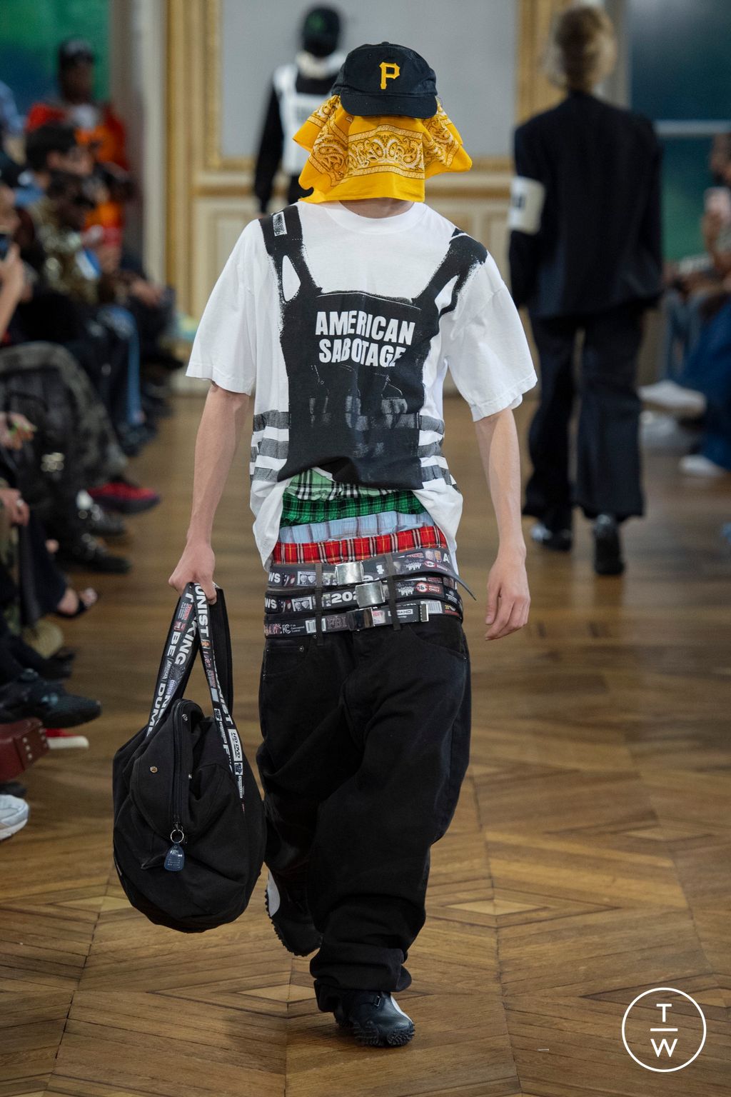 Fashion Week Paris Spring-Summer 2025 look 7 from the AWGE collection menswear