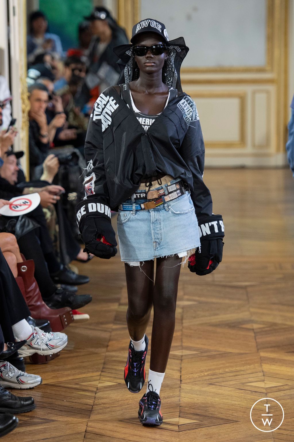 Fashion Week Paris Spring-Summer 2025 look 15 from the AWGE collection menswear