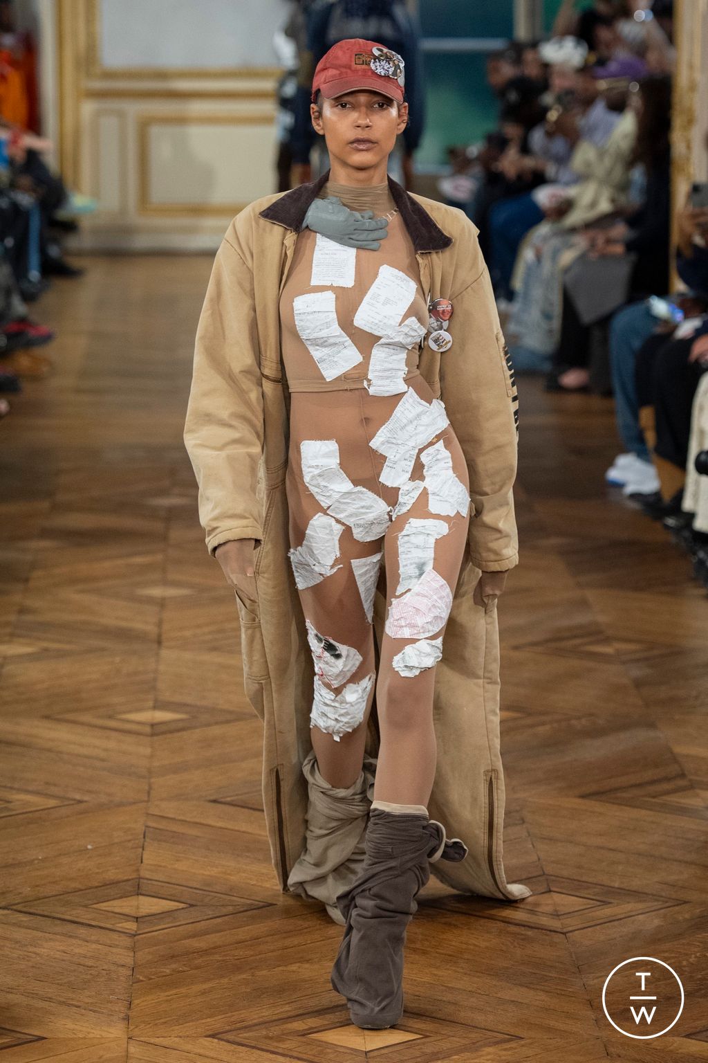 Fashion Week Paris Spring-Summer 2025 look 18 from the AWGE collection menswear