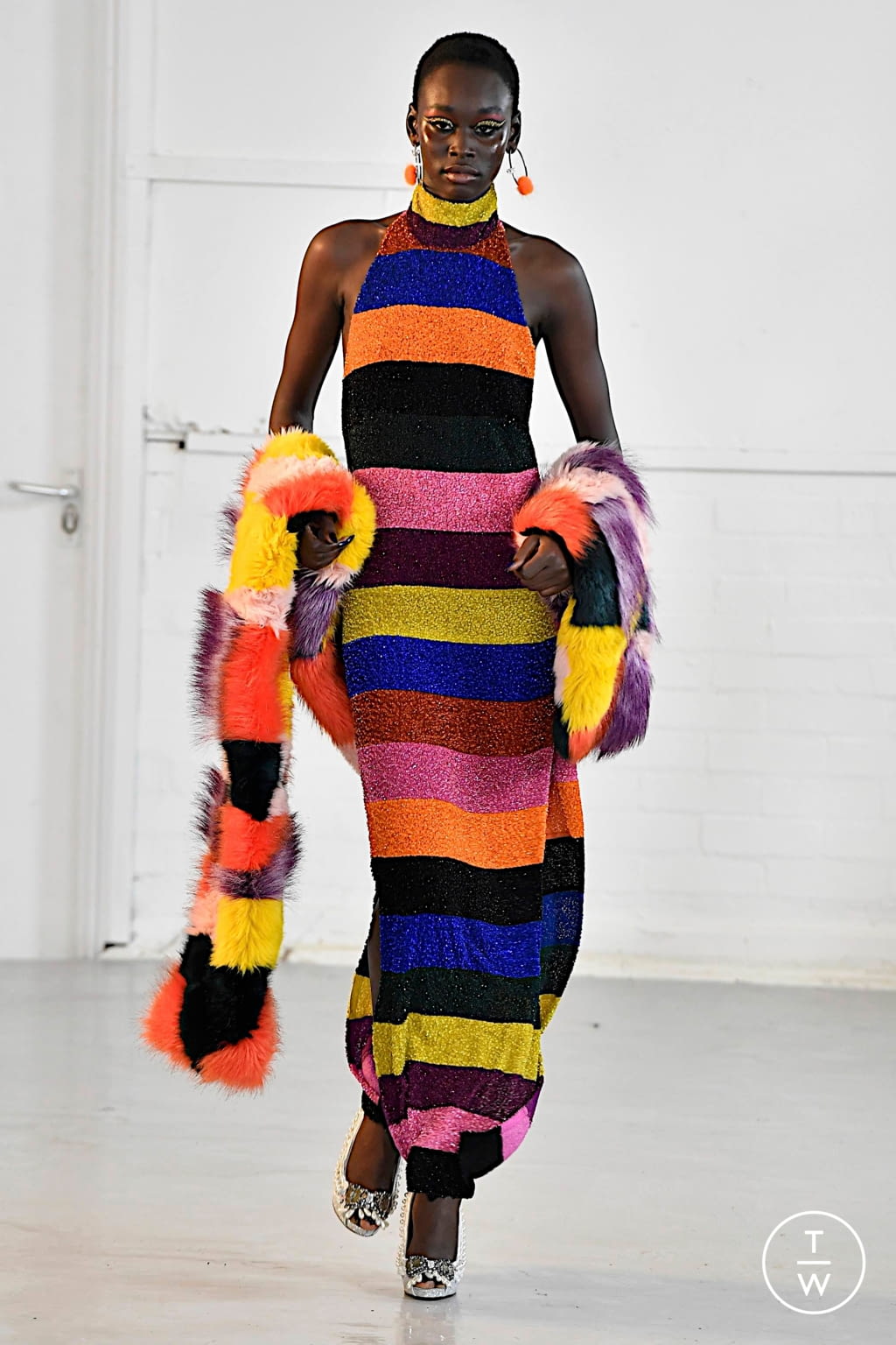 Fashion Week London Fall/Winter 2020 look 5 from the Ashish collection womenswear