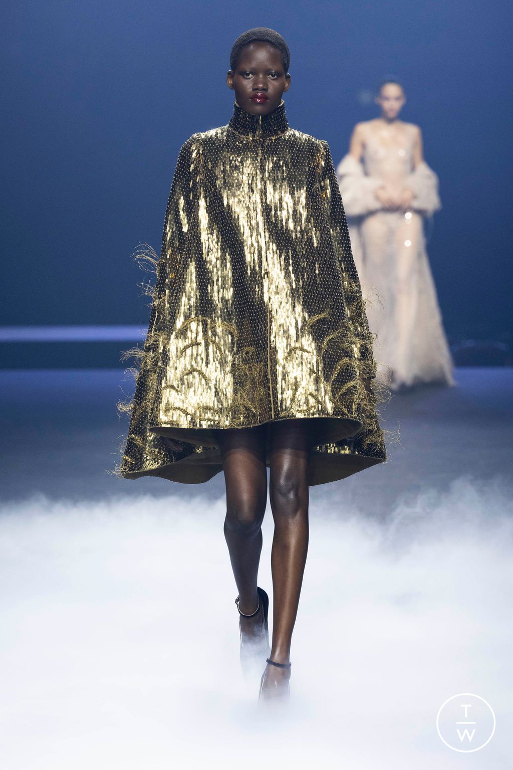 Fashion Week Paris Fall/Winter 2023 look 7 from the Ashi Studio collection couture