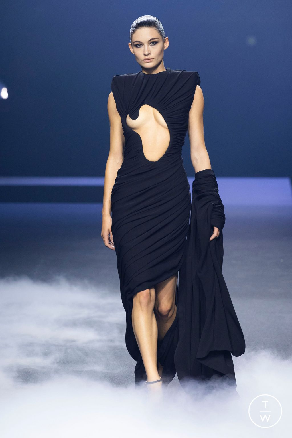 Fashion Week Paris Fall/Winter 2023 look 11 from the Ashi Studio collection 高级定制