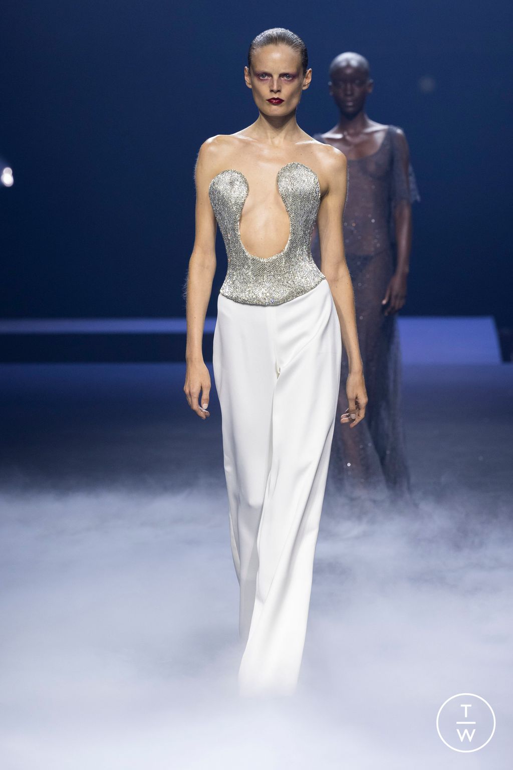 Fashion Week Paris Fall/Winter 2023 look 14 from the Ashi Studio collection 高级定制