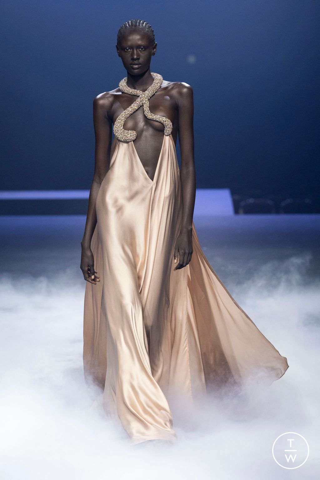 Fashion Week Paris Fall/Winter 2023 look 21 from the Ashi Studio collection couture