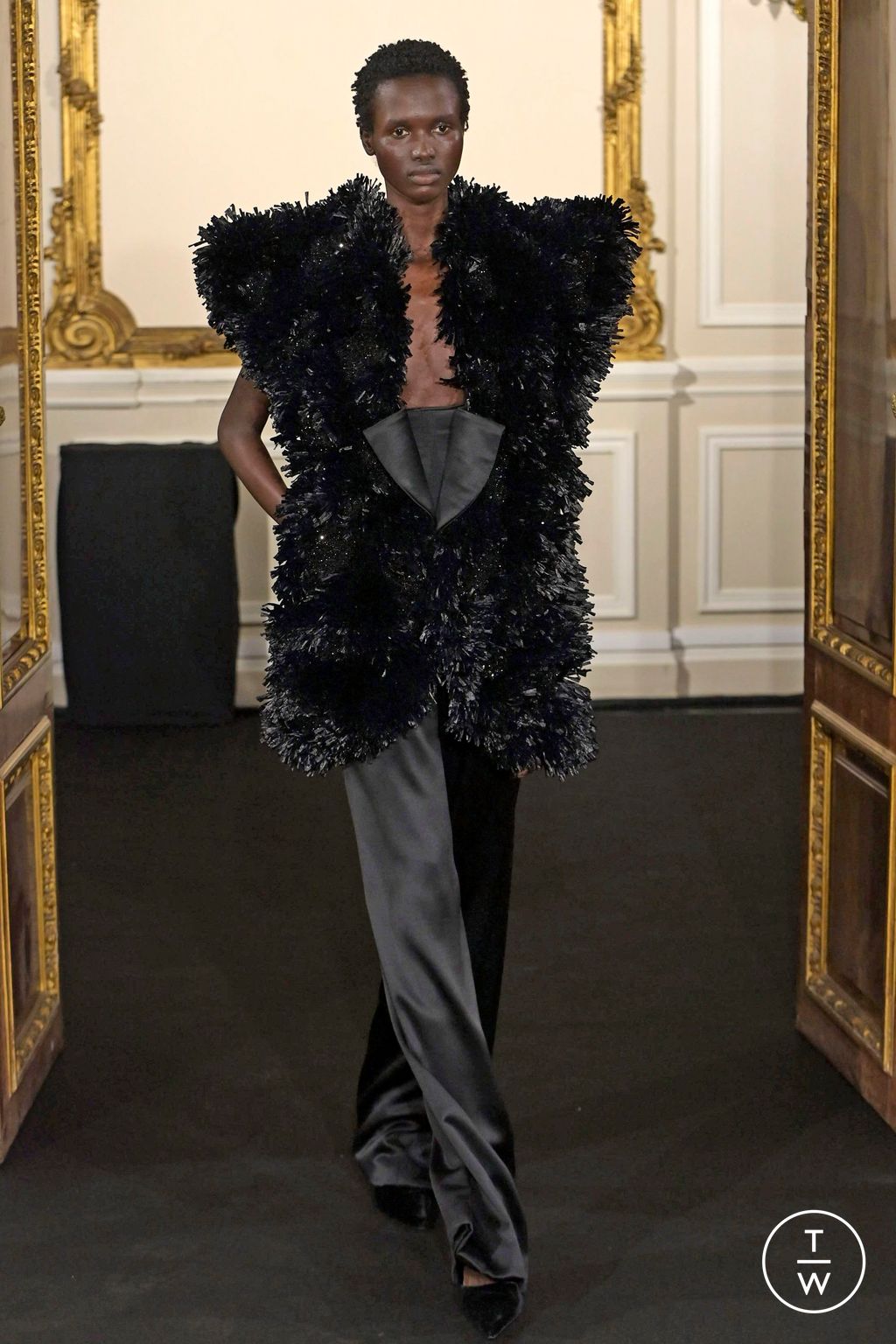 Fashion Week Paris Spring/Summer 2024 look 3 from the Ashi Studio collection couture