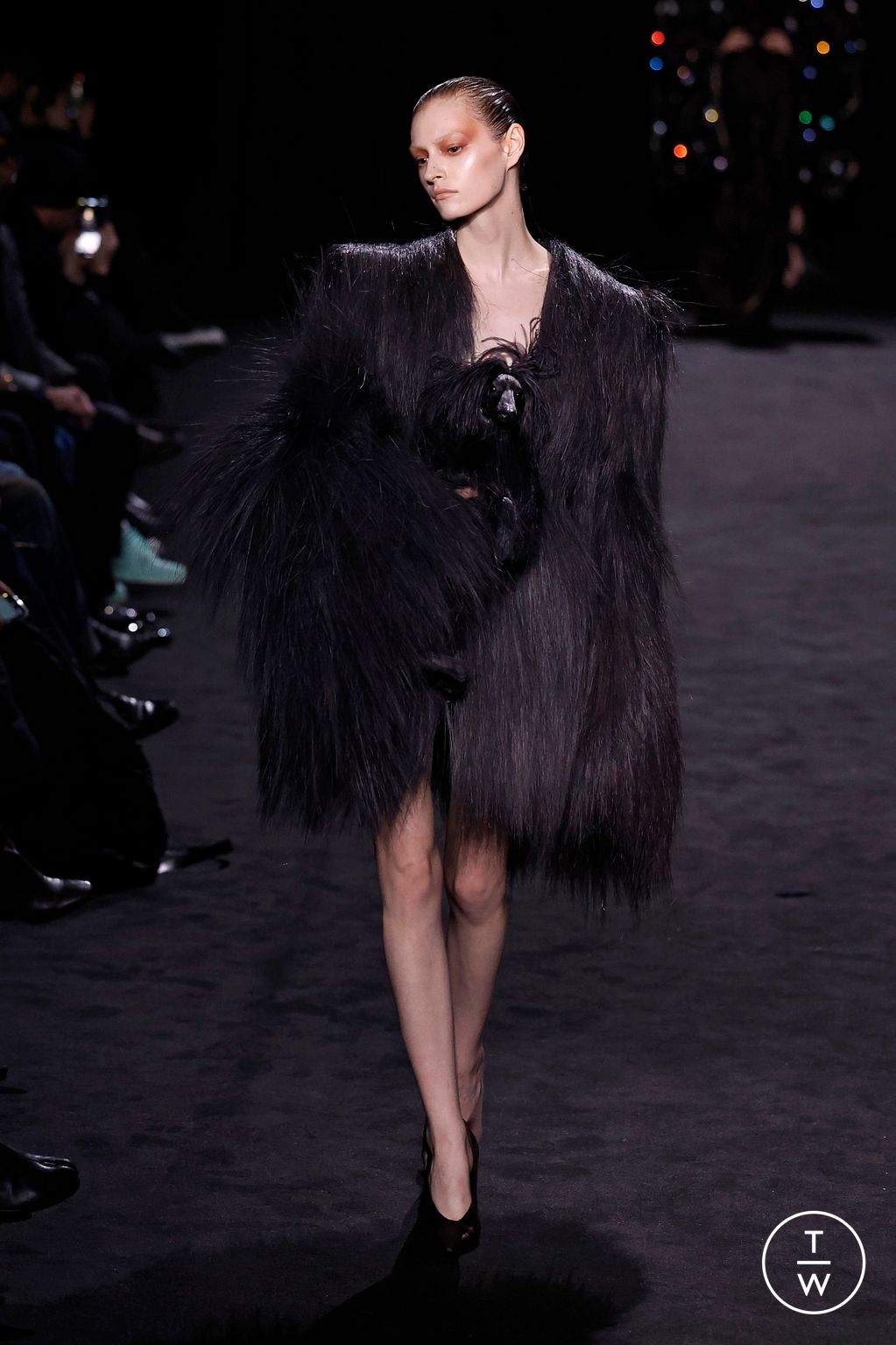 Fashion Week Paris Spring-Summer 2025 look 18 from the Ashi Studio collection couture