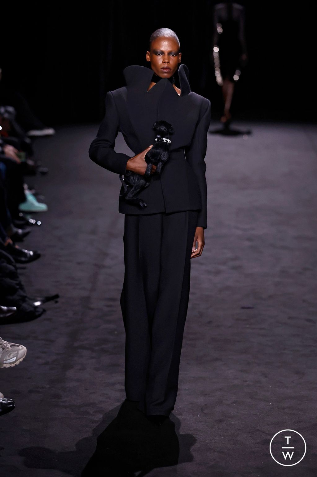 Fashion Week Paris Spring-Summer 2025 look 22 from the Ashi Studio collection couture