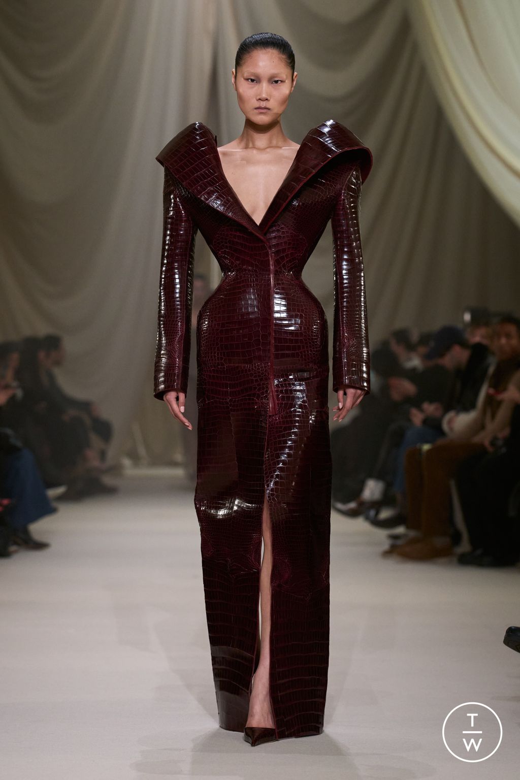 Fashion Week Paris Spring/Summer 2026 look 14 from the Ashi Studio collection couture