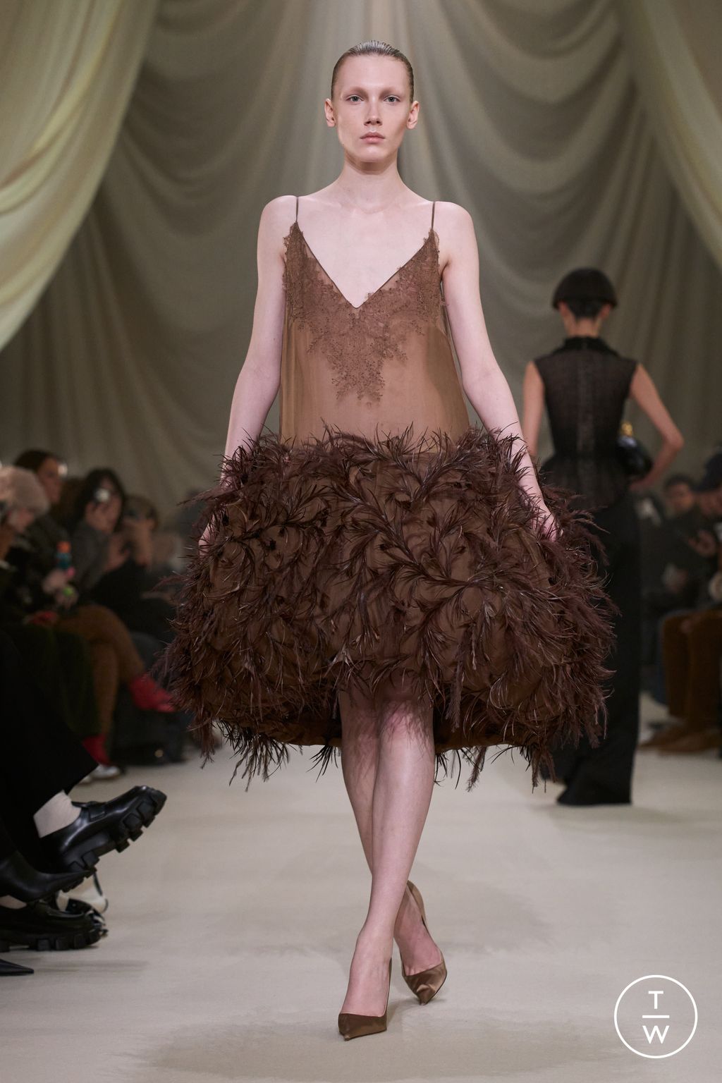 Fashion Week Paris Spring/Summer 2026 look 29 de la collection Ashi Studio couture