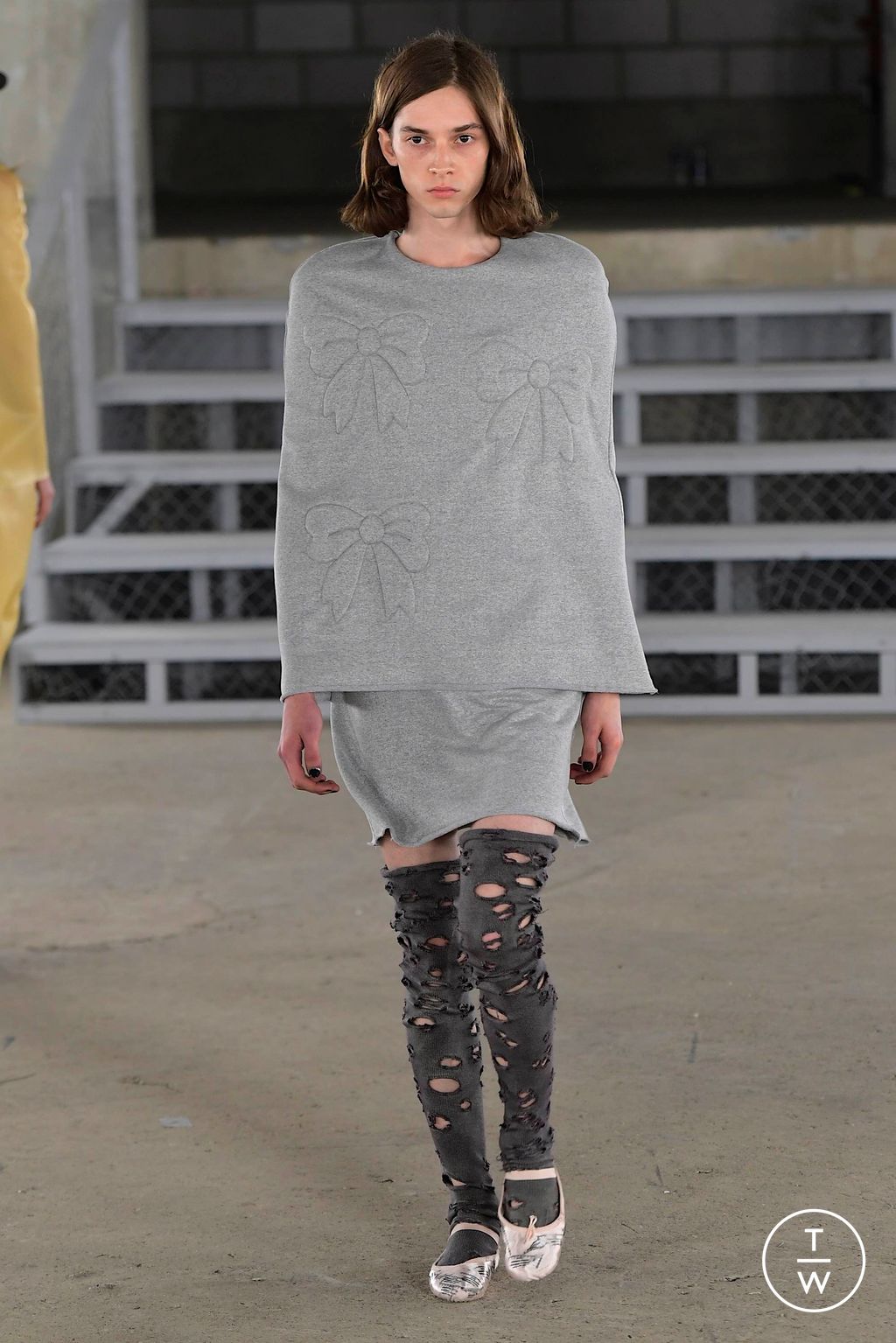Fashion Week London Spring/Summer 2024 look 17 from the Ashley Williams collection womenswear