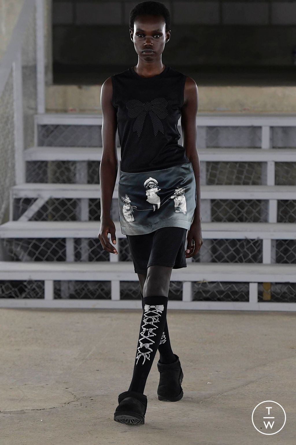 Fashion Week London Spring/Summer 2024 look 31 from the Ashley Williams collection 女装