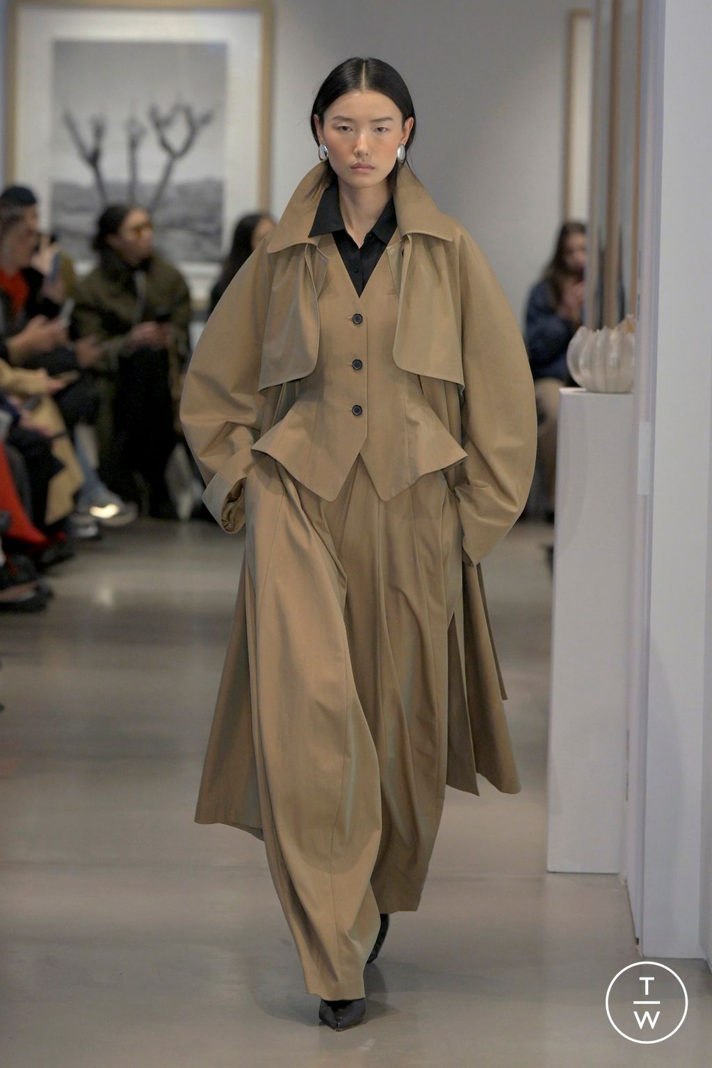 Fashion Week New York Fall/Winter 2025 look 7 from the Ashlyn collection womenswear
