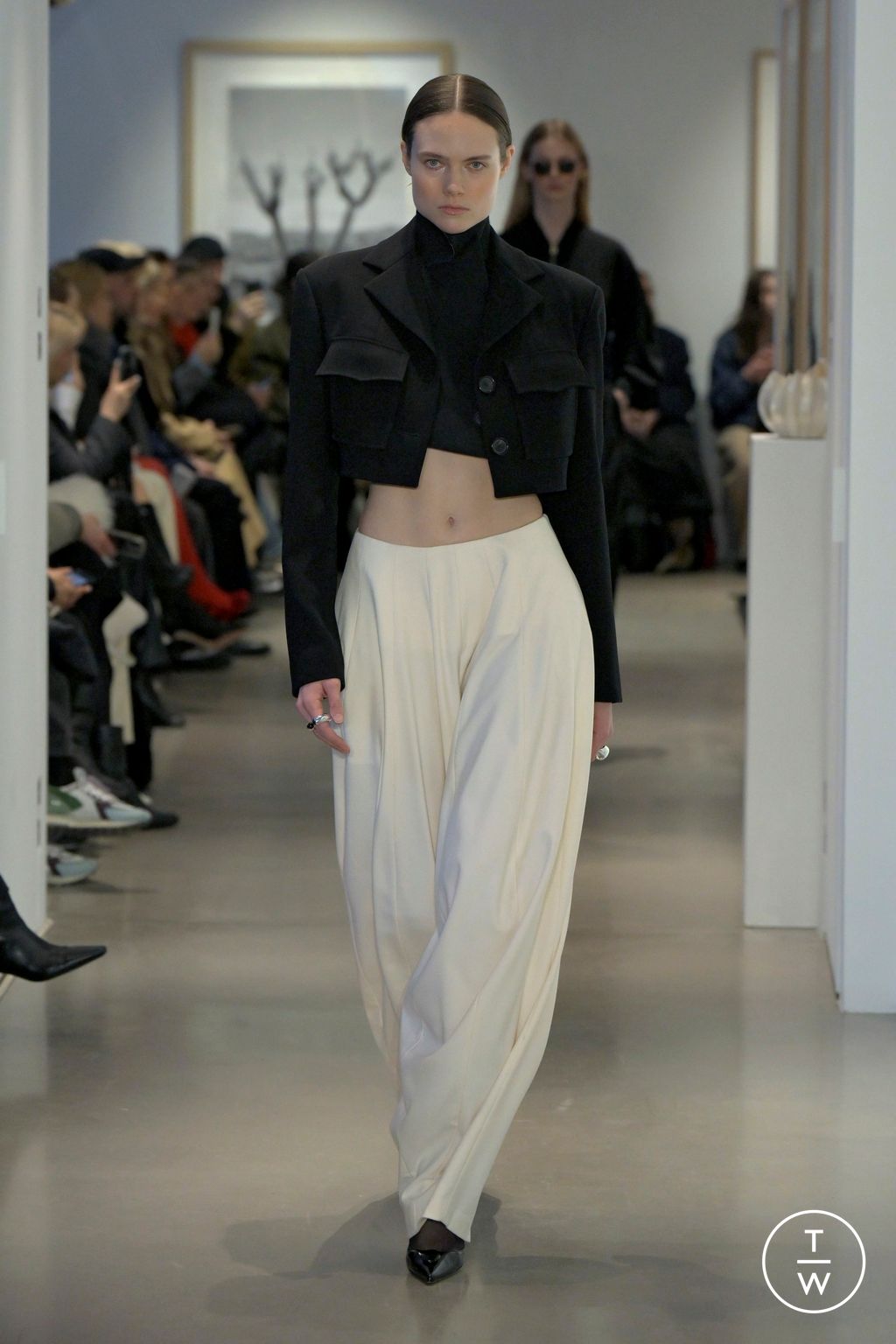 Fashion Week New York Fall/Winter 2025 look 18 from the Ashlyn collection womenswear