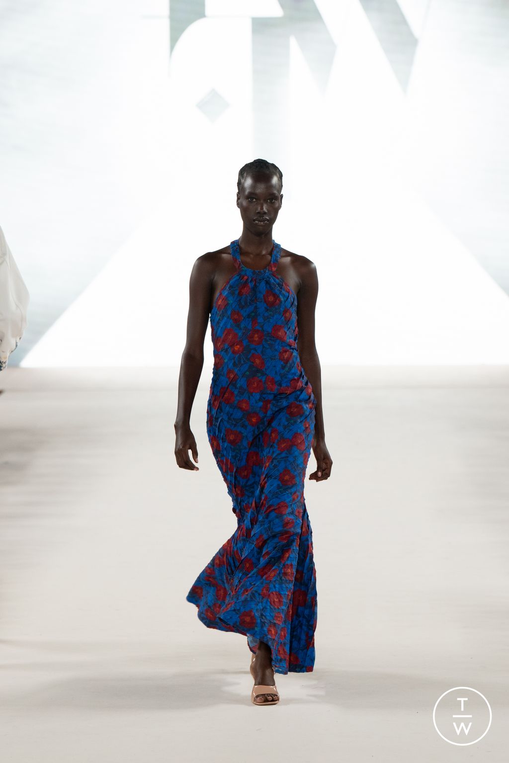 Fashion Week Paris Spring/Summer 2025 look 3 from the Kaf by Kaf - Saudi 100 collection womenswear