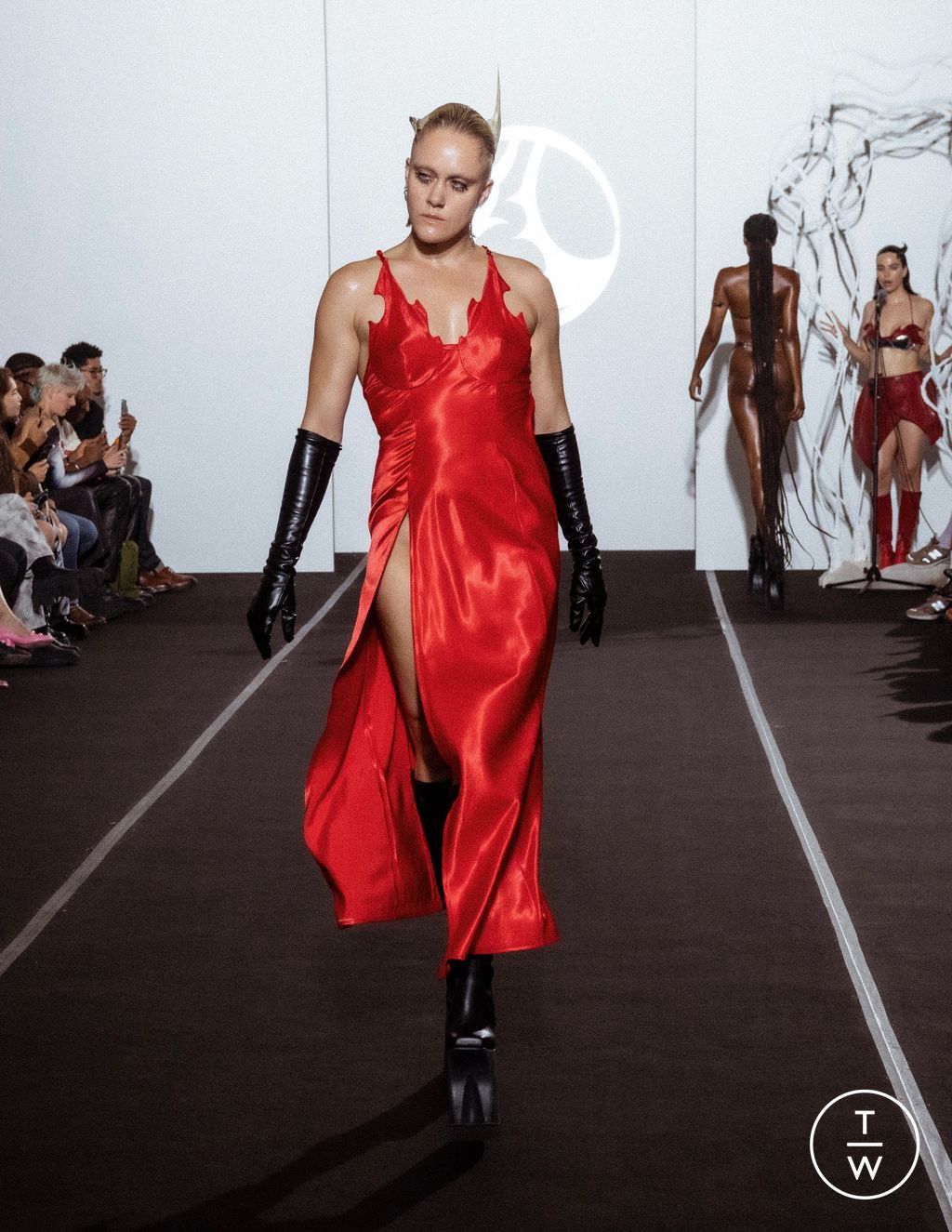 Fashion Week Paris Spring/Summer 2024 look 13 from the ASQUIN collection womenswear