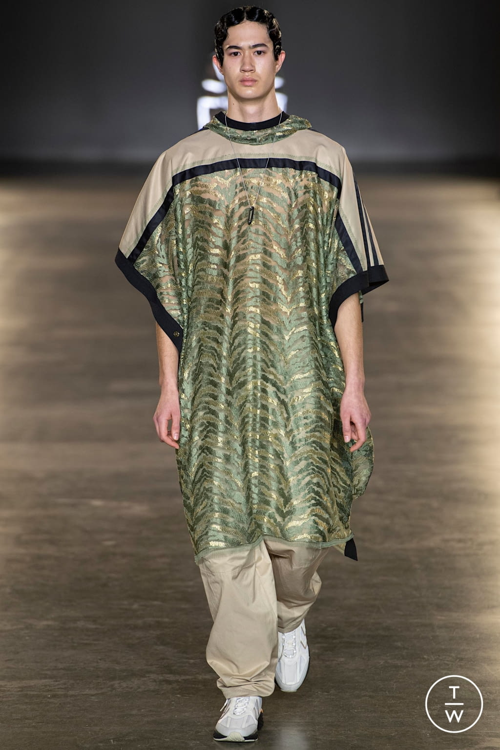 Fashion Week London Fall/Winter 2020 look 1 from the Astrid Andersen collection 男装