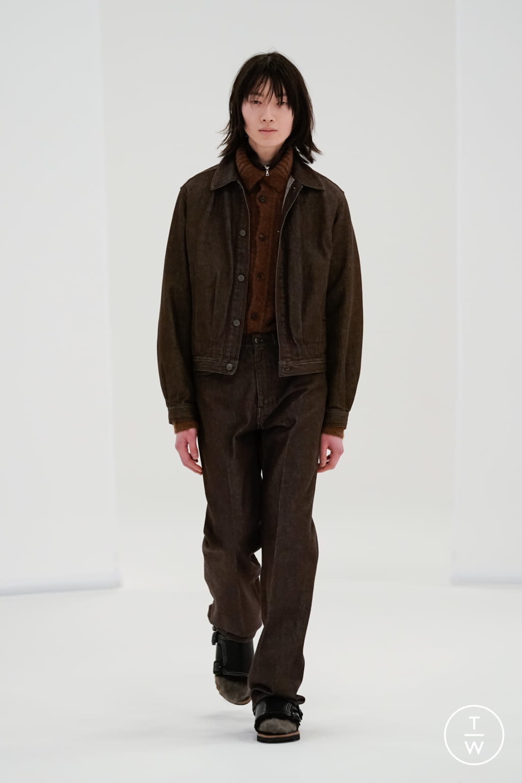 Fashion Week Paris Fall/Winter 2021 look 24 from the AURALEE collection womenswear