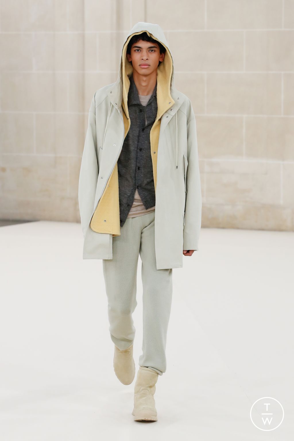 Fashion Week Paris Fall/Winter 2023 look 28 from the AURALEE collection 男装