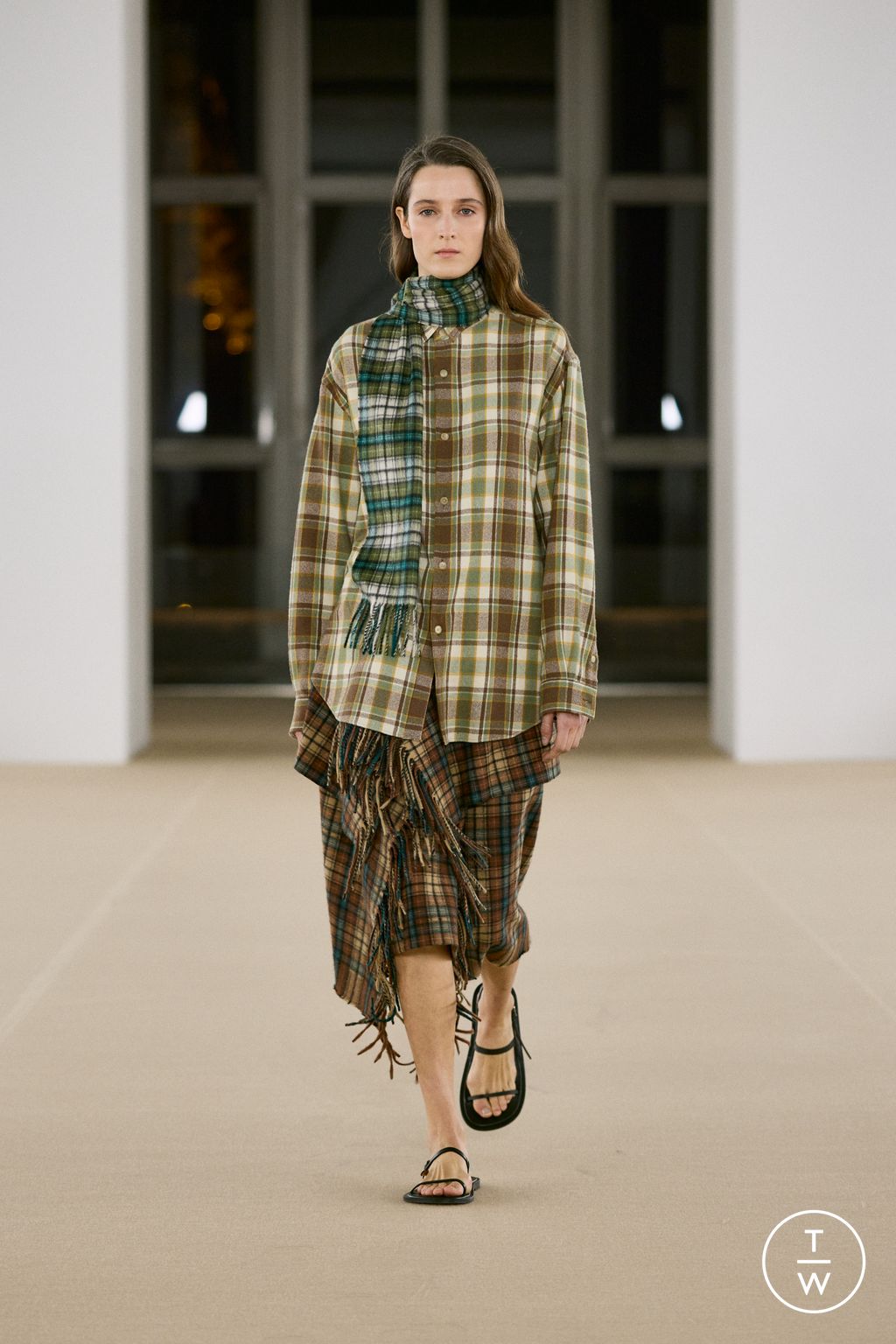 Fashion Week Paris Fall/Winter 2026 look 7 from the AURALEE collection menswear