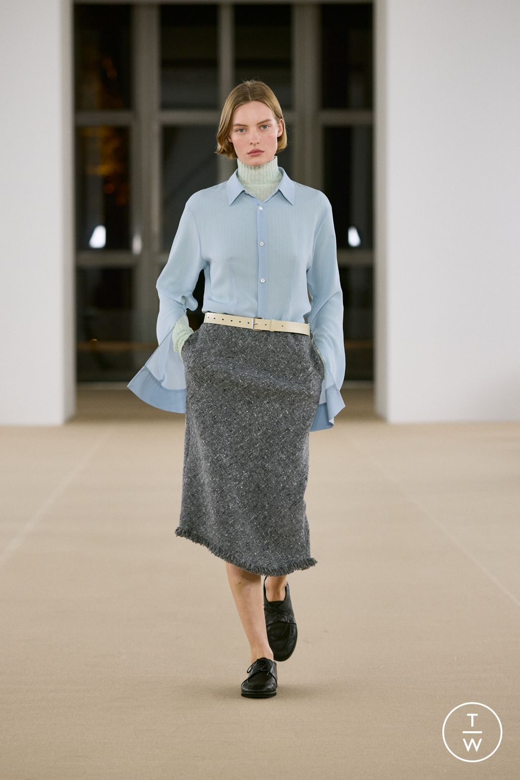 Fashion Week Paris Fall/Winter 2026 look 19 de la collection AURALEE menswear