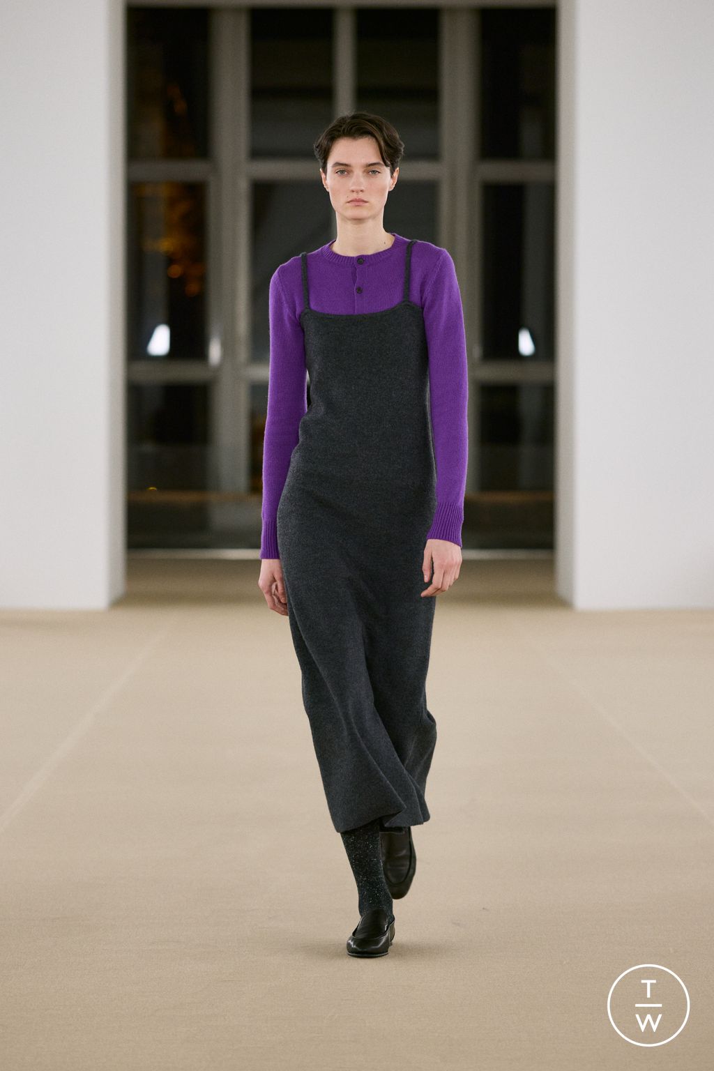 Fashion Week Paris Fall/Winter 2026 look 27 from the AURALEE collection menswear