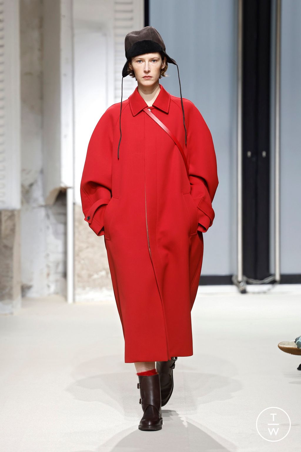 Fashion Week Paris Fall/Winter 2025 look 2 de la collection AURALEE menswear