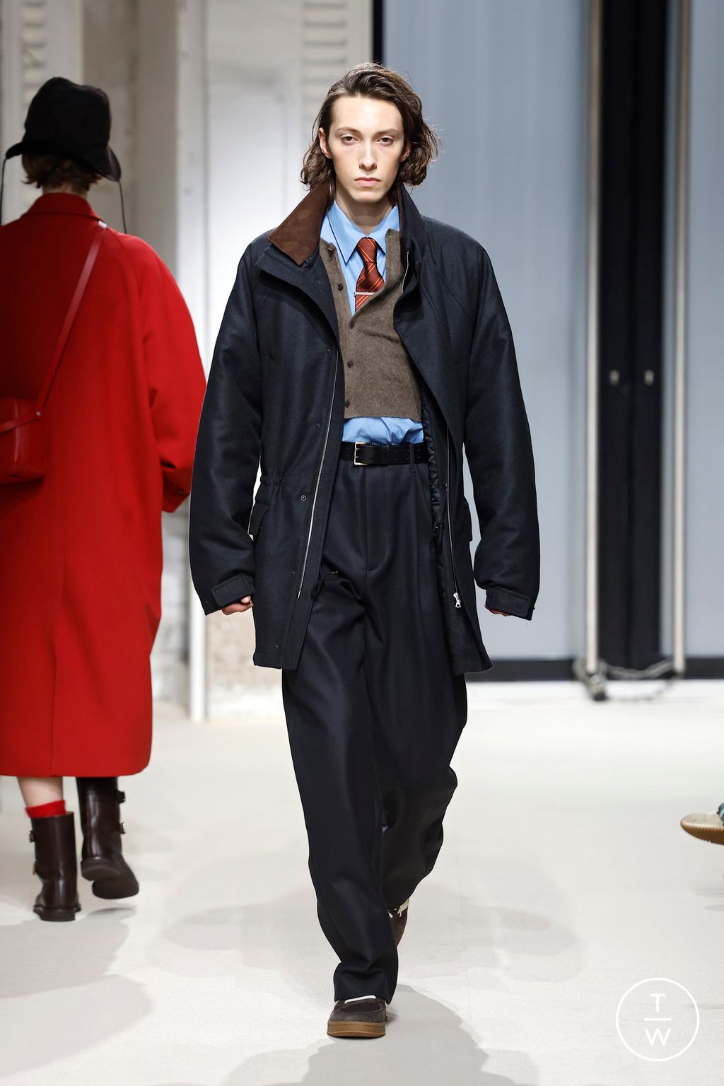 Fashion Week Paris Fall/Winter 2025 look 3 from the AURALEE collection menswear