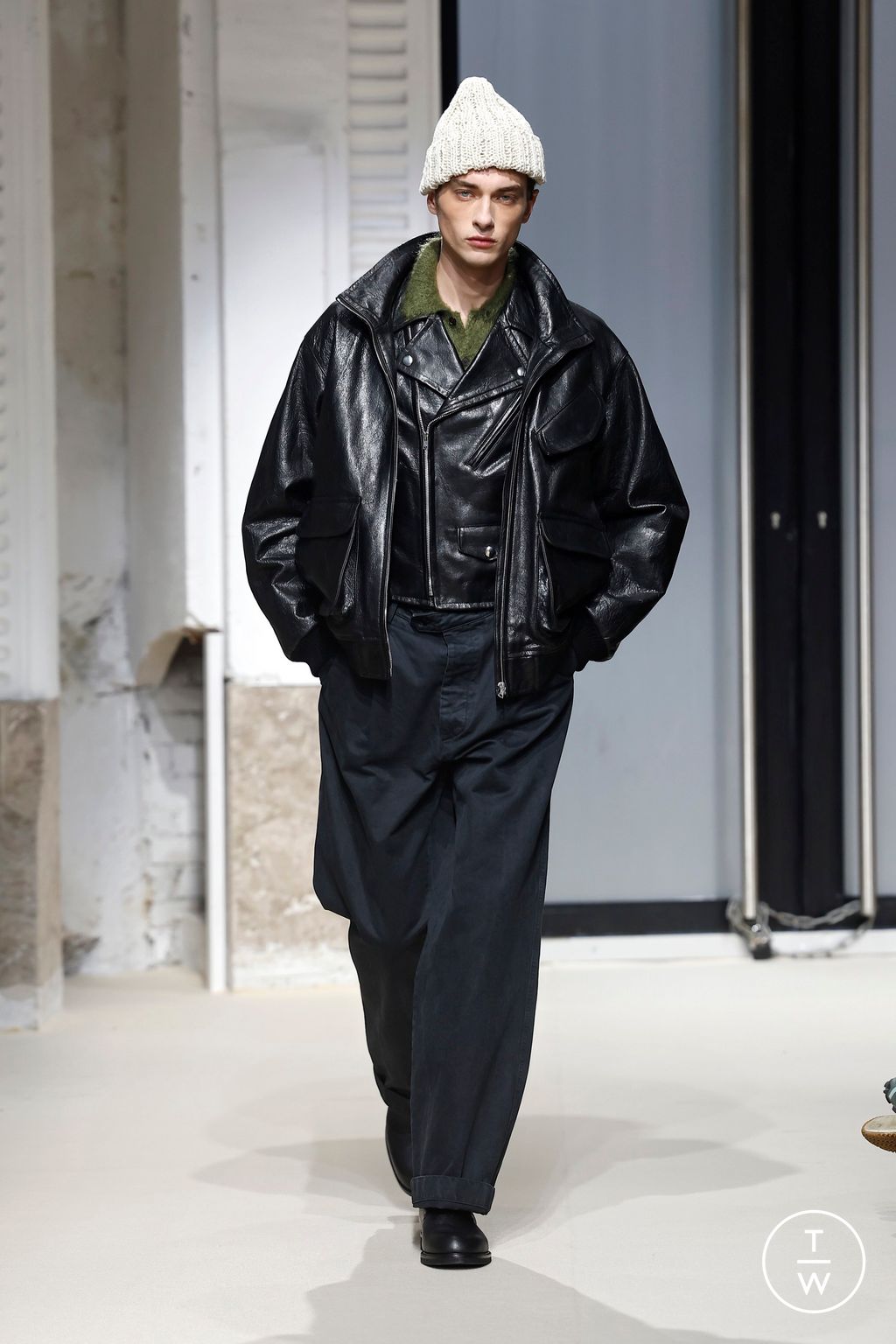 Fashion Week Paris Fall/Winter 2025 look 38 de la collection AURALEE menswear