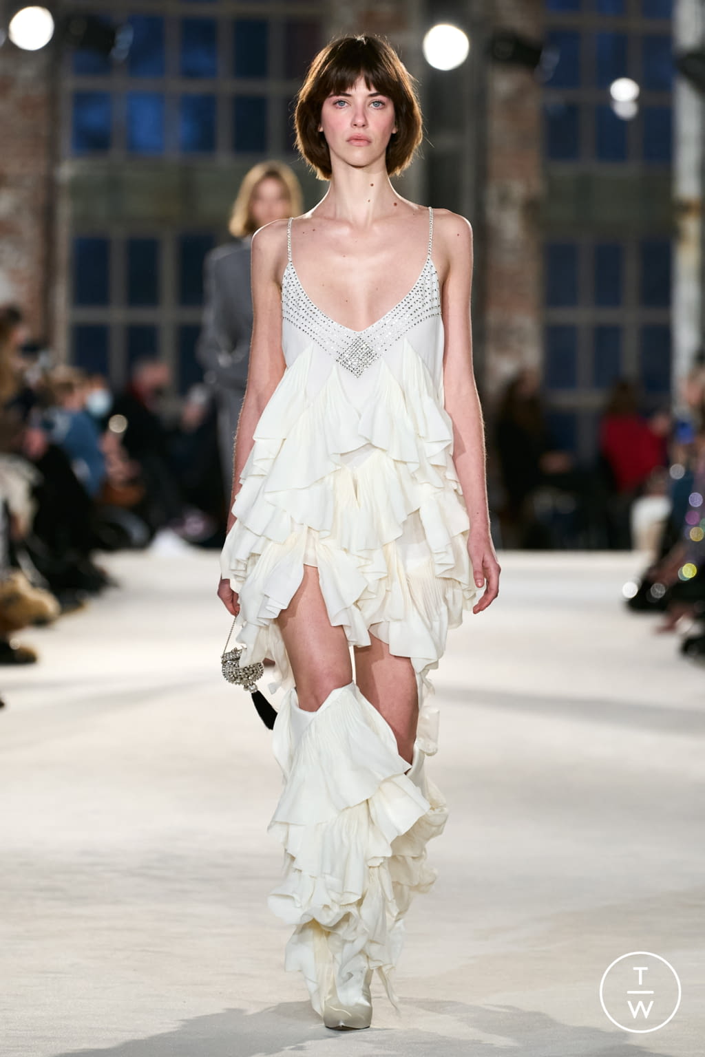 Fashion Week Paris Spring/Summer 2022 look 9 from the Alexandre Vauthier collection couture