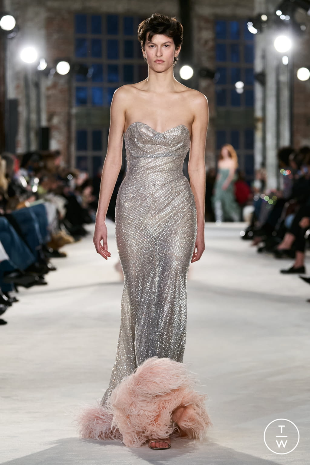 Fashion Week Paris Spring/Summer 2022 look 15 from the Alexandre Vauthier collection couture