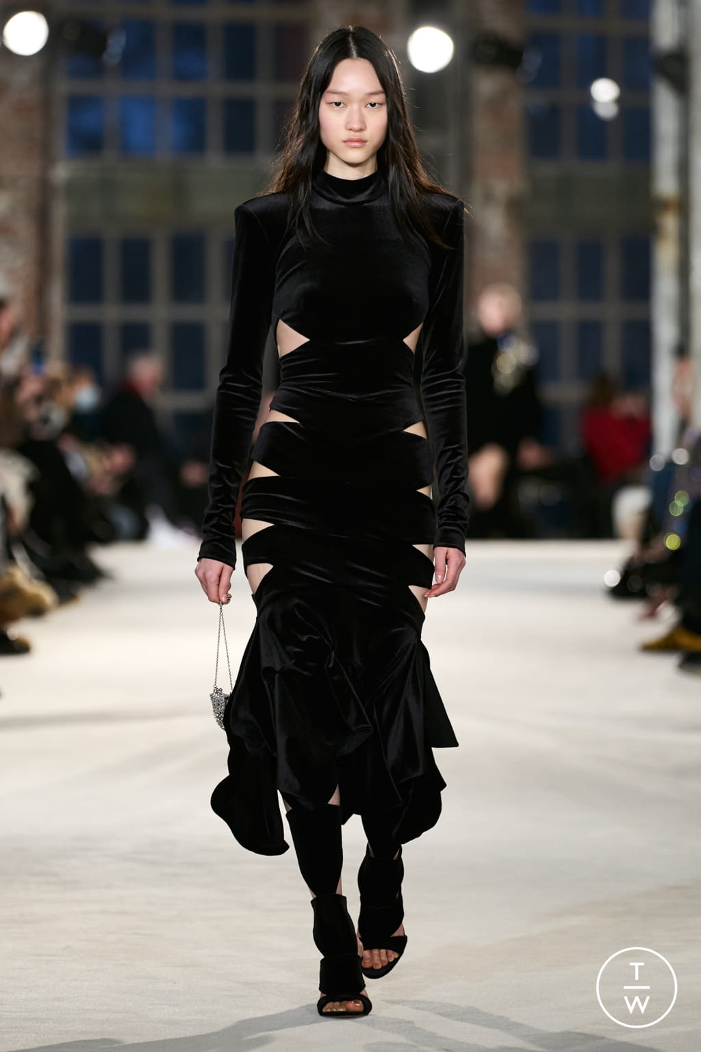 Fashion Week Paris Spring/Summer 2022 look 22 from the Alexandre Vauthier collection 高级定制
