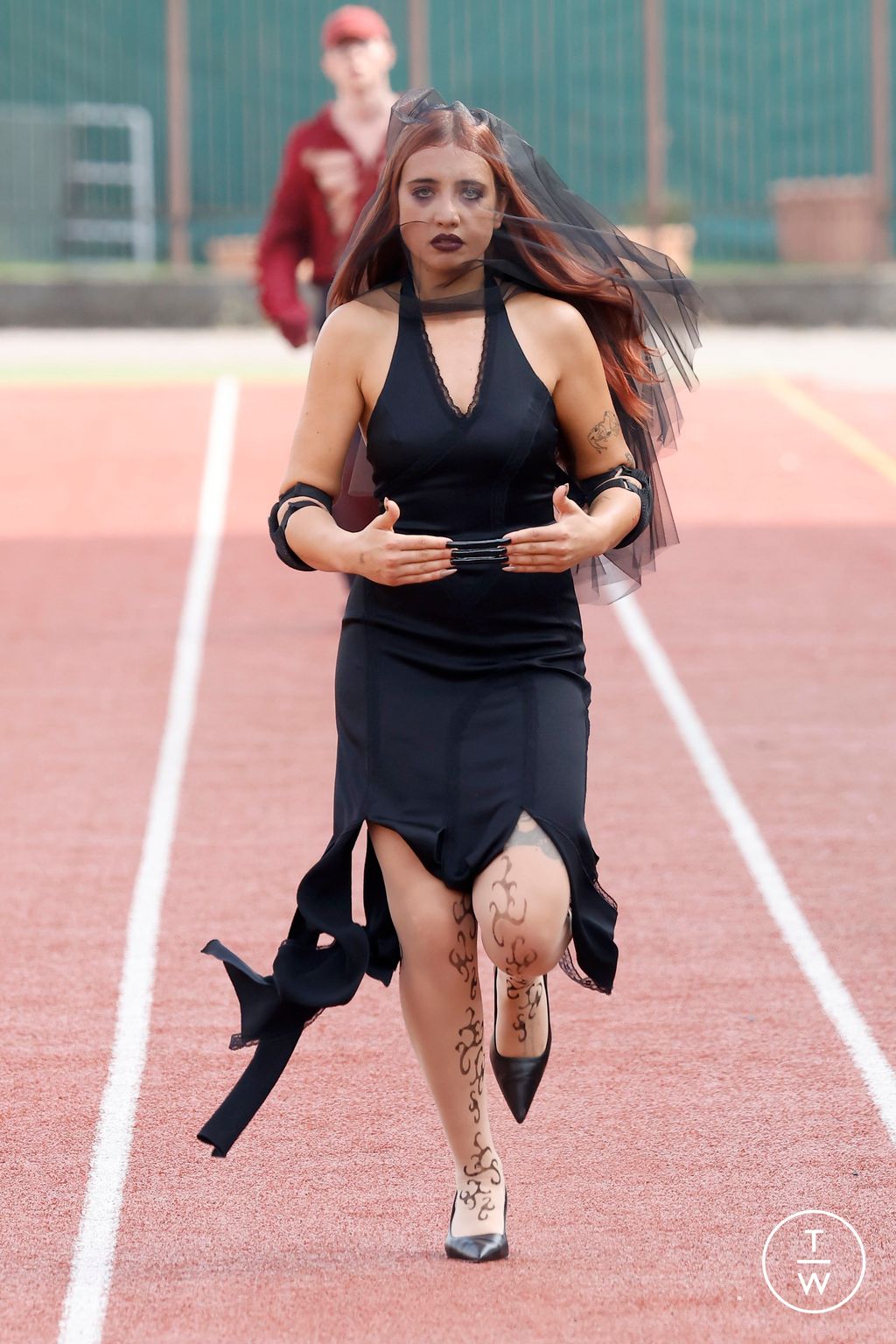 Fashion Week Milan Spring/Summer 2025 look 12 from the AVAVAV collection 女装