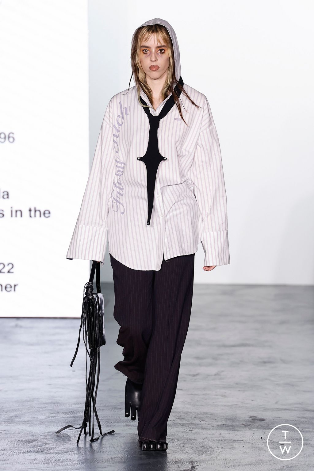 Fashion Week Milan Fall/Winter 2024 look 5 de la collection AVAVAV womenswear