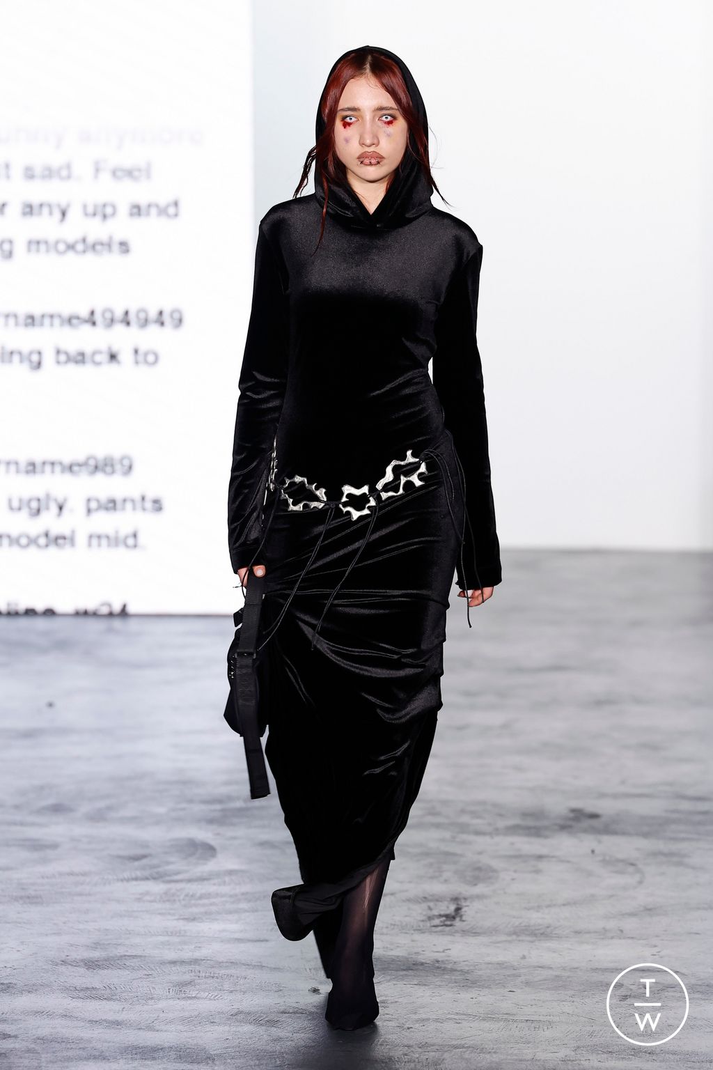 Fashion Week Milan Fall/Winter 2024 look 6 de la collection AVAVAV womenswear