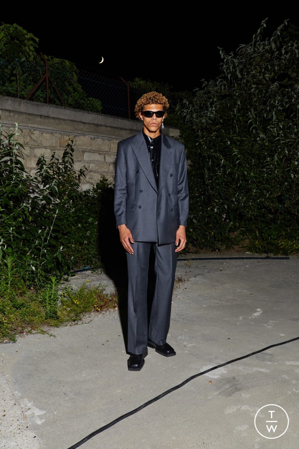 Fashion Week Paris Spring/Summer 2022 look 18 from the AVELLANO collection menswear
