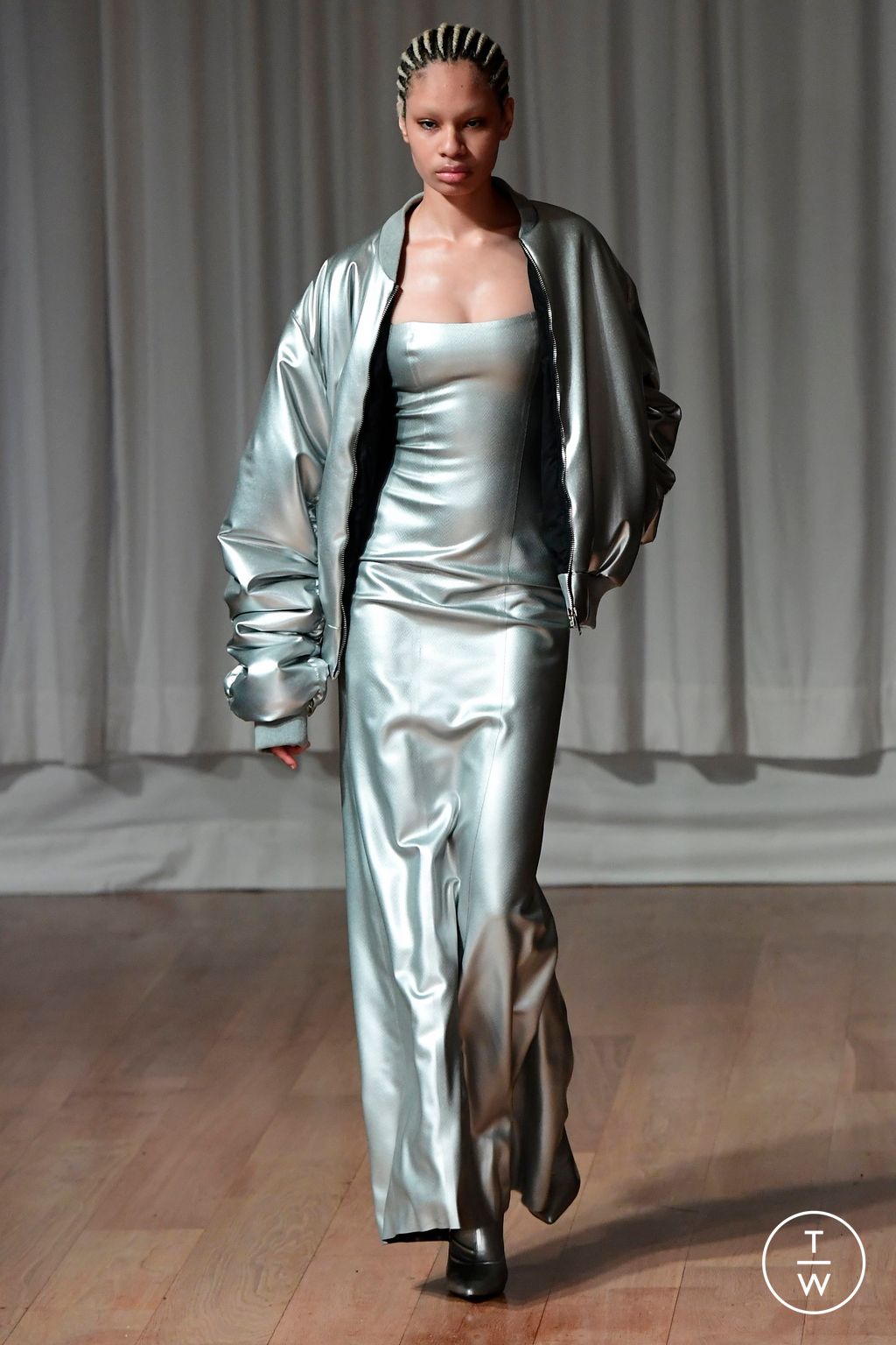 Fashion Week Paris Fall/Winter 2023 look 15 from the AVELLANO collection 女装