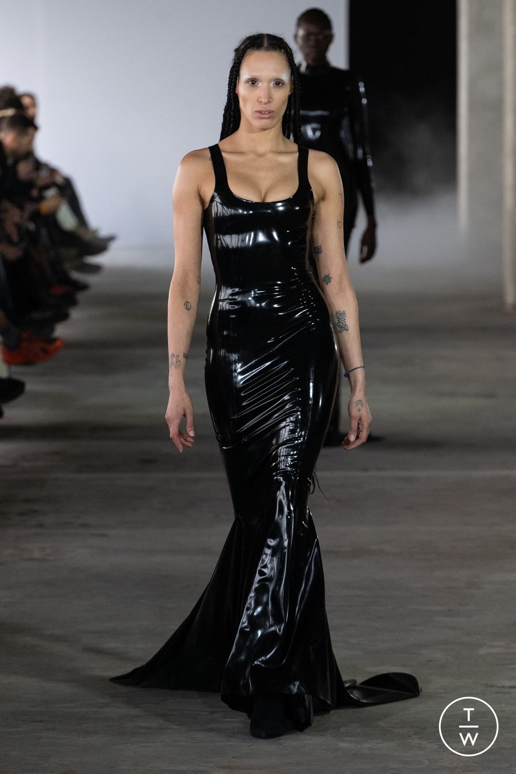 Fashion Week Paris Fall/Winter 2024 look 25 from the AVELLANO collection 女装