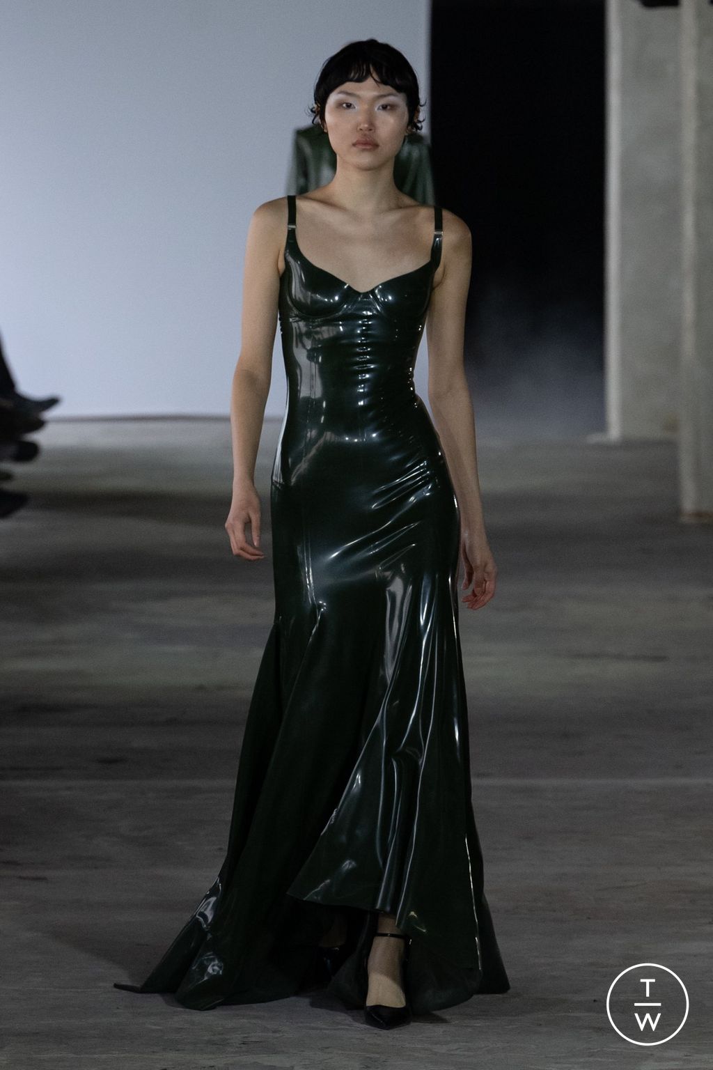 Fashion Week Paris Fall/Winter 2024 look 31 from the AVELLANO collection womenswear