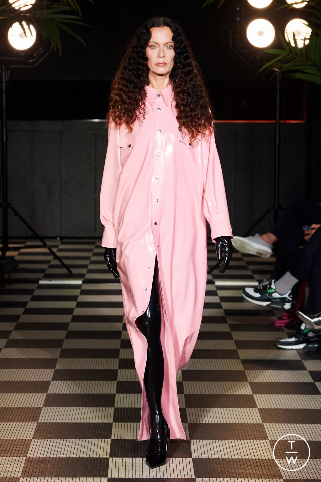 Fashion Week Paris Spring/Summer 2023 look 15 from the AVELLANO collection womenswear