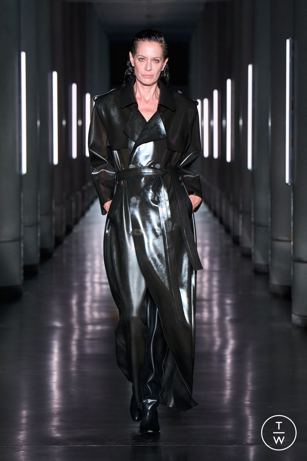 Fashion Week Paris Spring/Summer 2024 look 9 from the AVELLANO collection womenswear