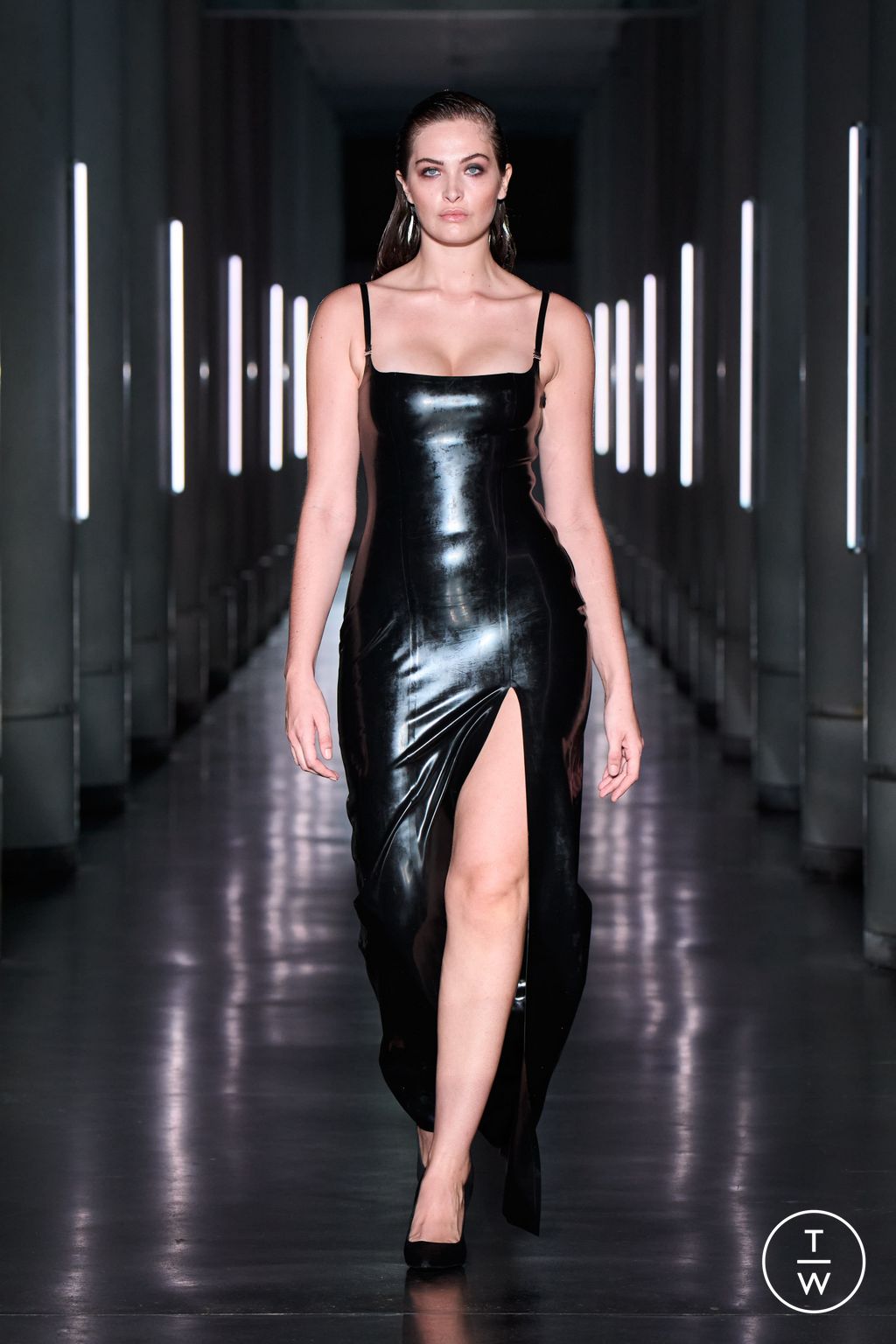 Fashion Week Paris Spring/Summer 2024 look 11 from the AVELLANO collection womenswear