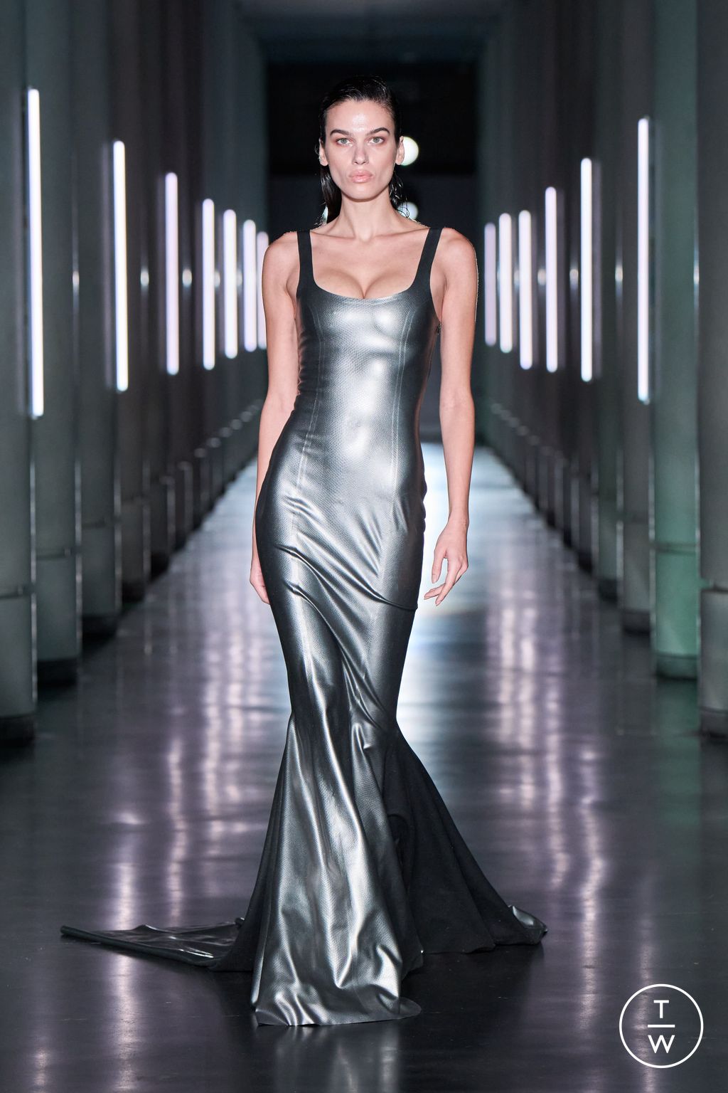 Fashion Week Paris Spring/Summer 2024 look 30 from the AVELLANO collection 女装