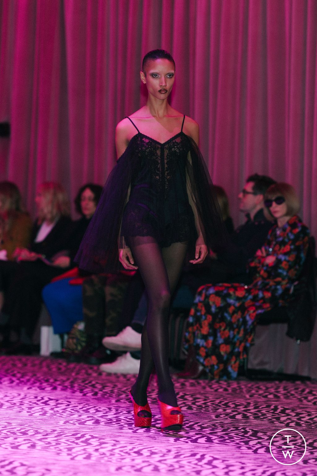 Fashion Week New York Fall/Winter 2023 look 16 from the Alexander Wang collection 女装