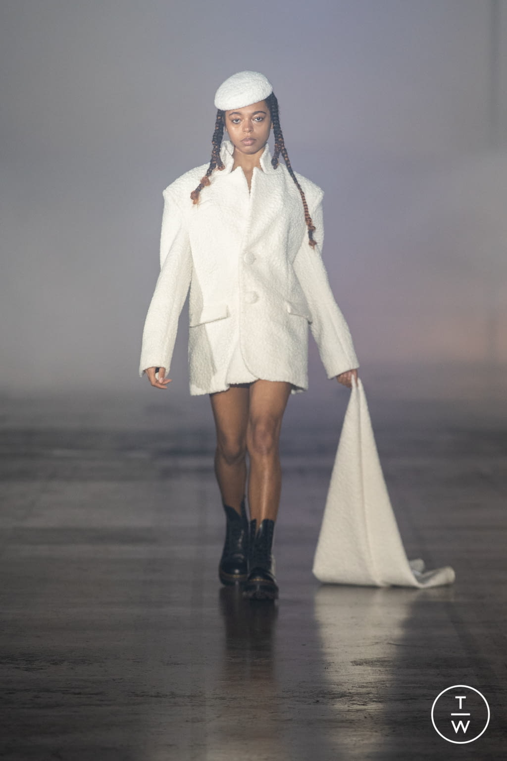 Fashion Week London Fall/Winter 2021 look 35 from the Art School collection 女装